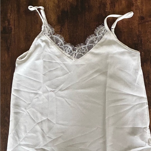 Assorted Tank Top Bundle - Picture 4 of 7